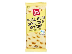 Schokolade mit ganzen Haselnüssen